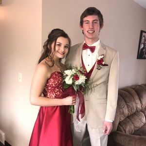 Meet your Posher, Macey